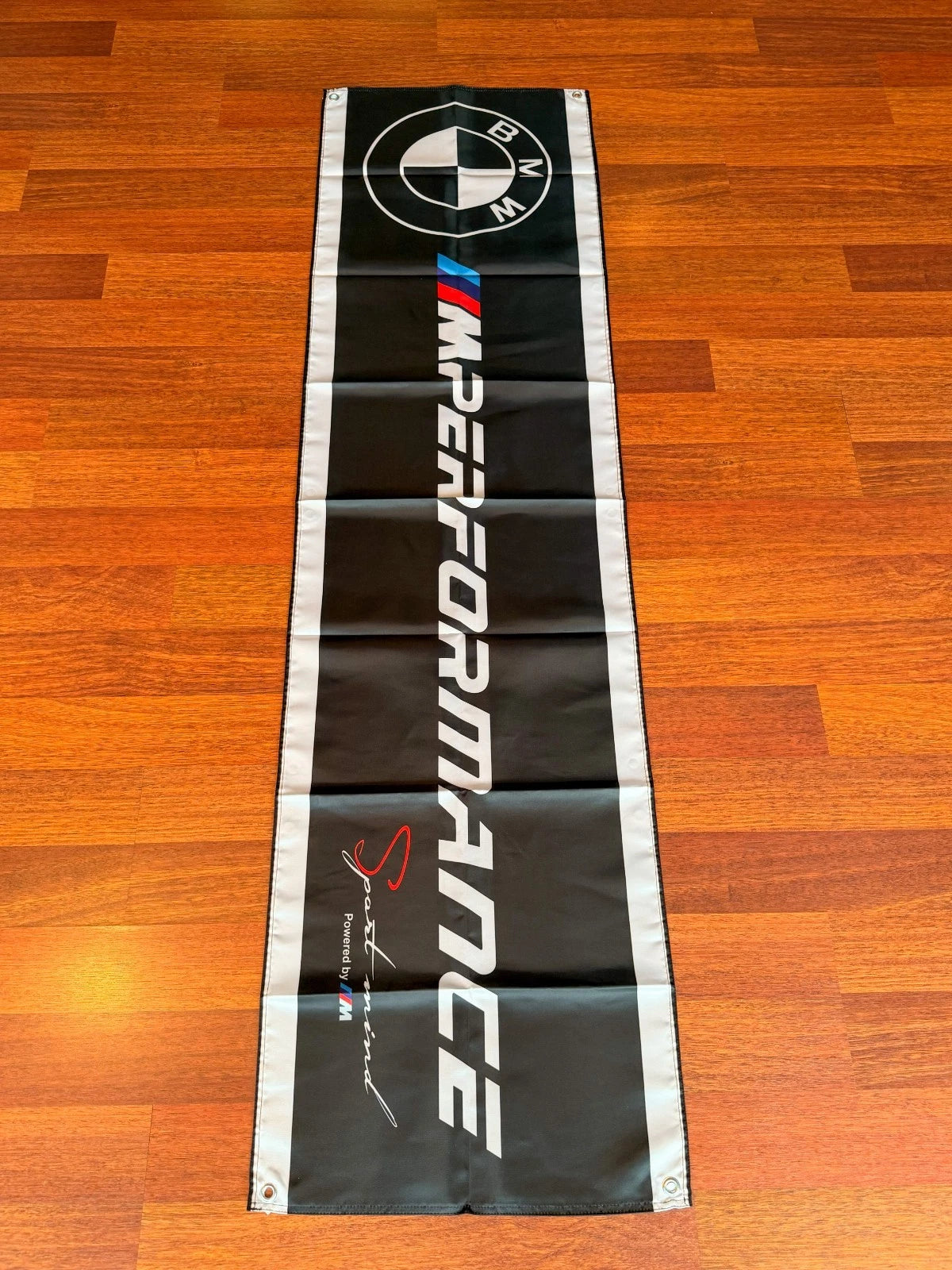 BMW M Performance Motorsport Flama