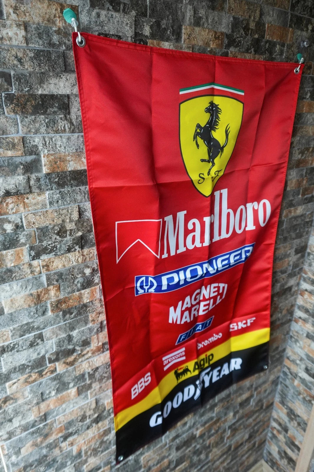 Ferrari F1 Marlboro Era Flama