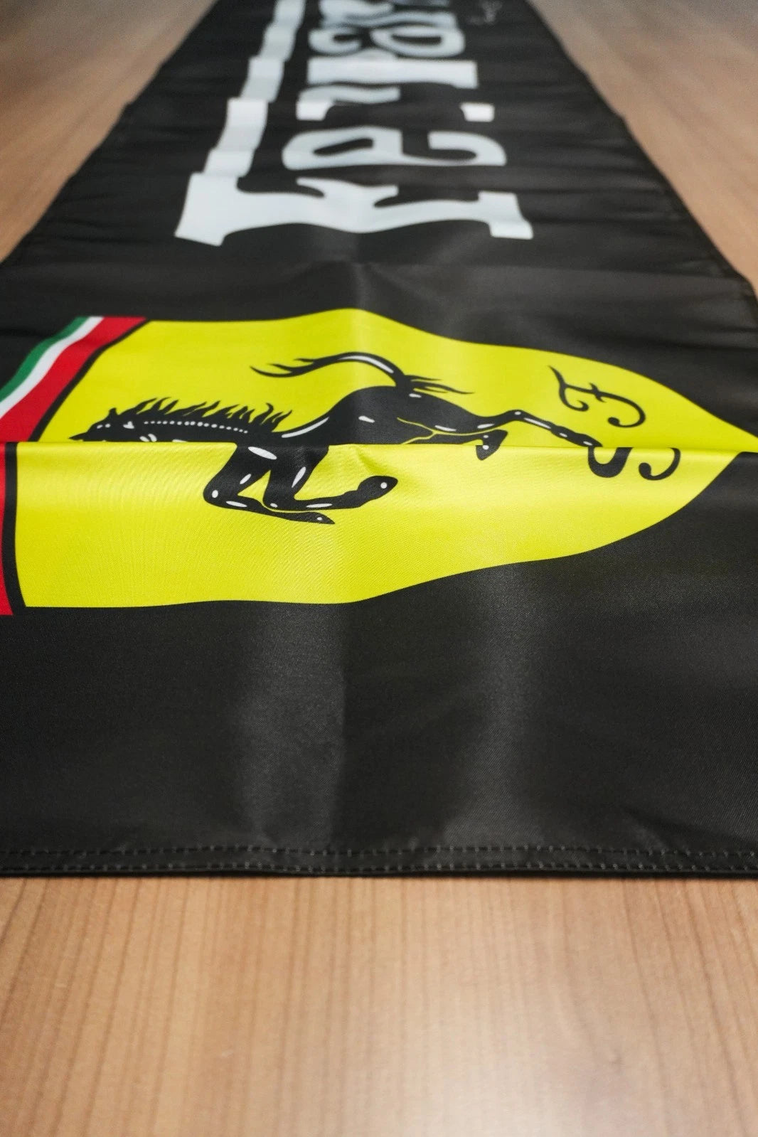 Ferrari Scuderia Flama