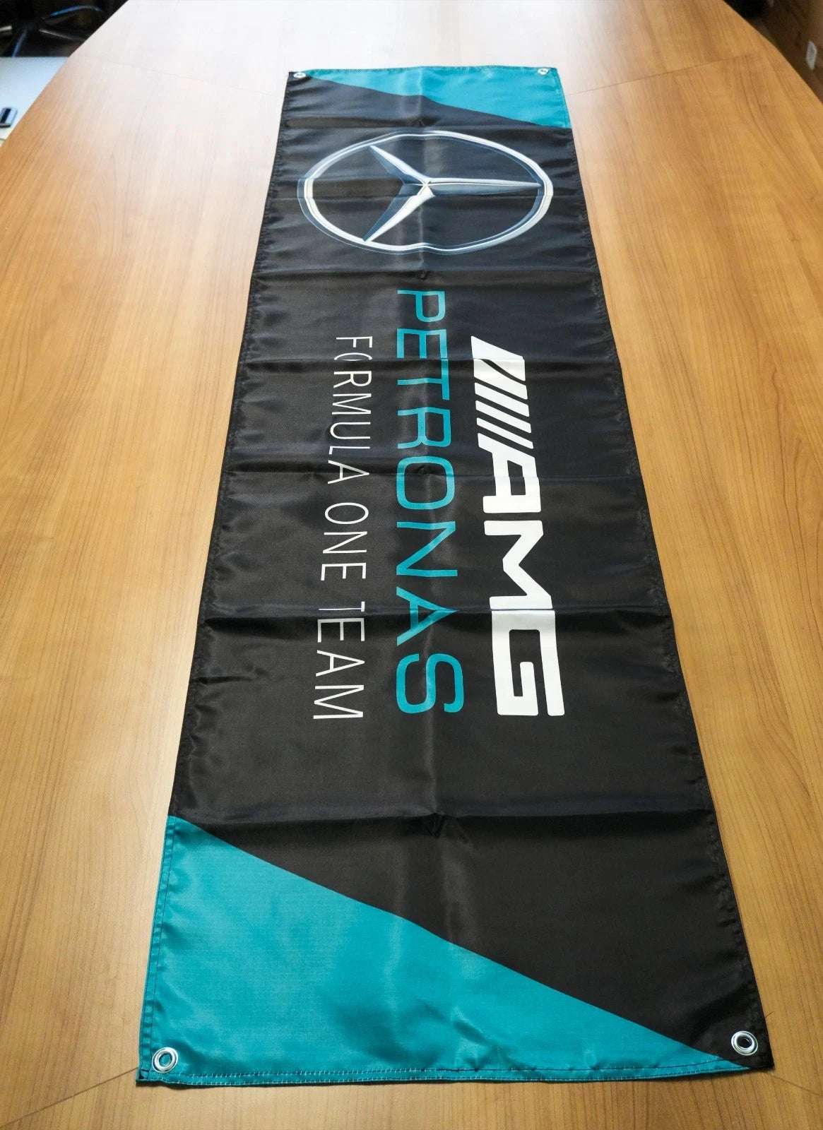 Mercedes AMG Petronas Black Flama