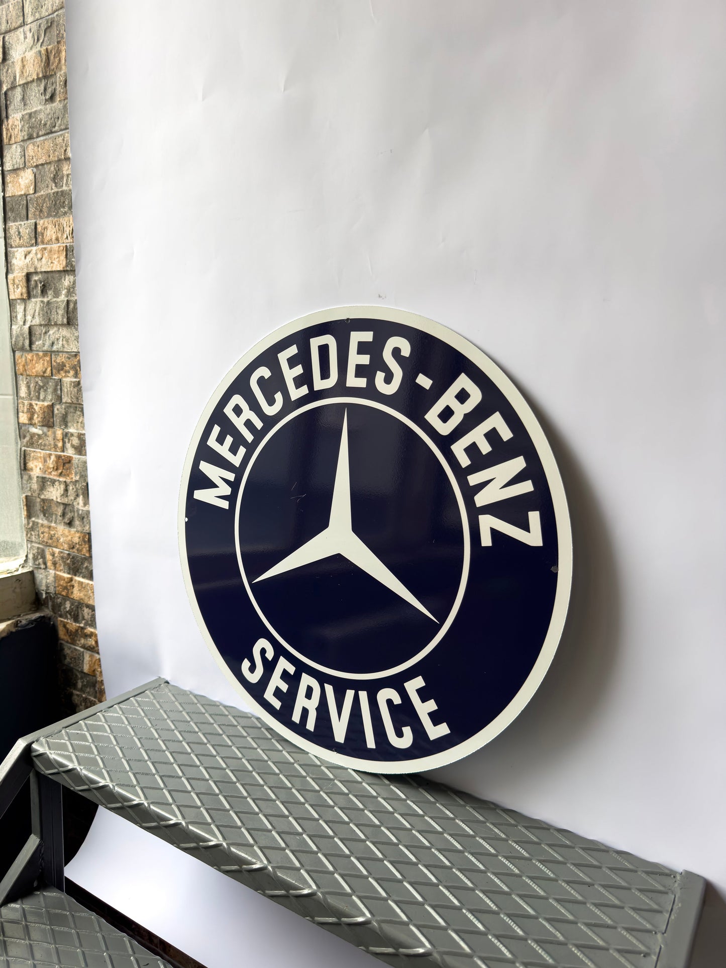 Mercedes Benz Service Metal Tabela