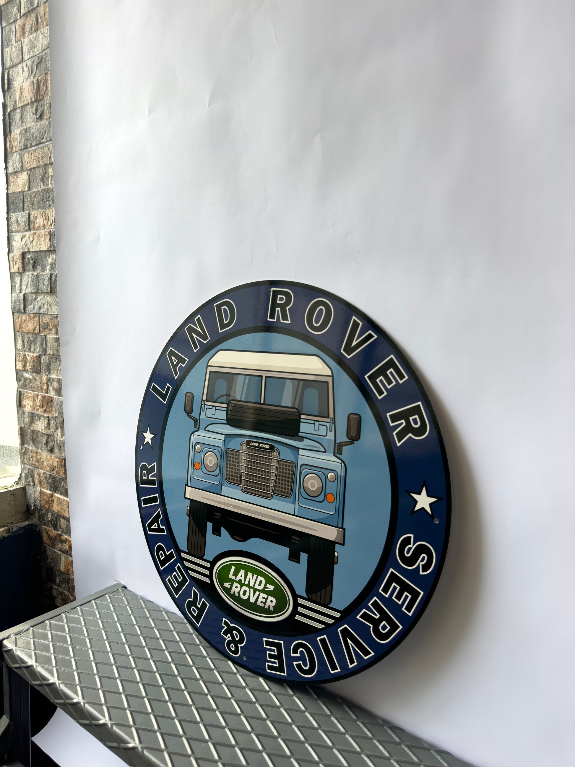 Land Rover - Home Metal Tabela