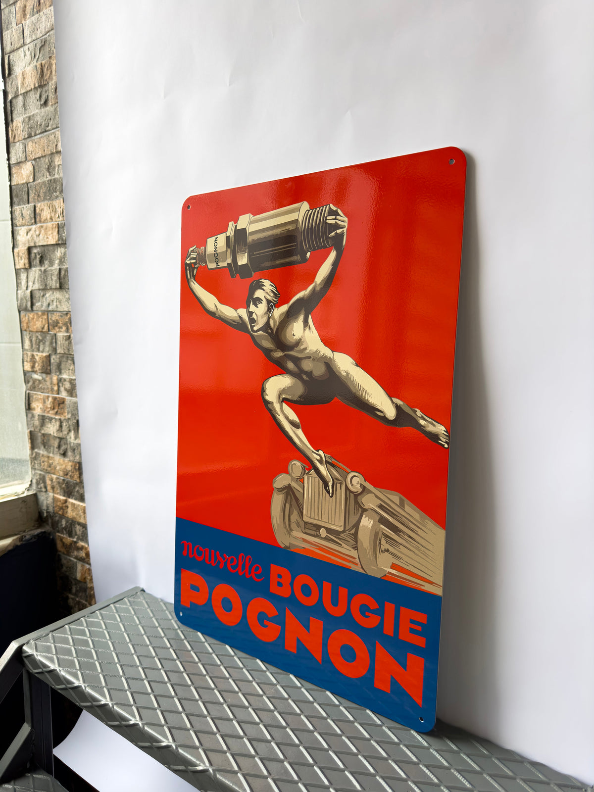 Bougie Pognon - Garage Metal Tabela