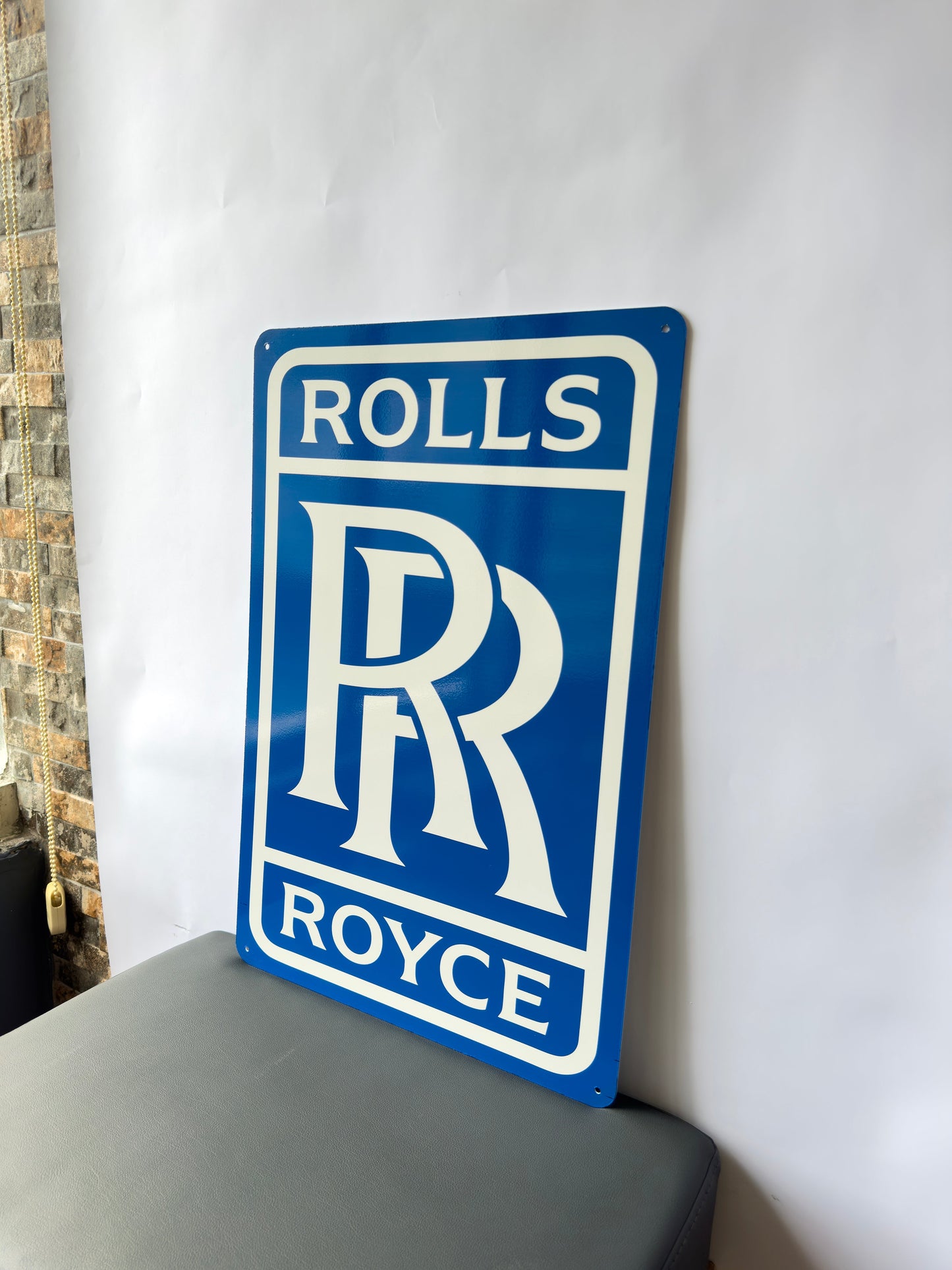 Rolls Royce Metal Tabela