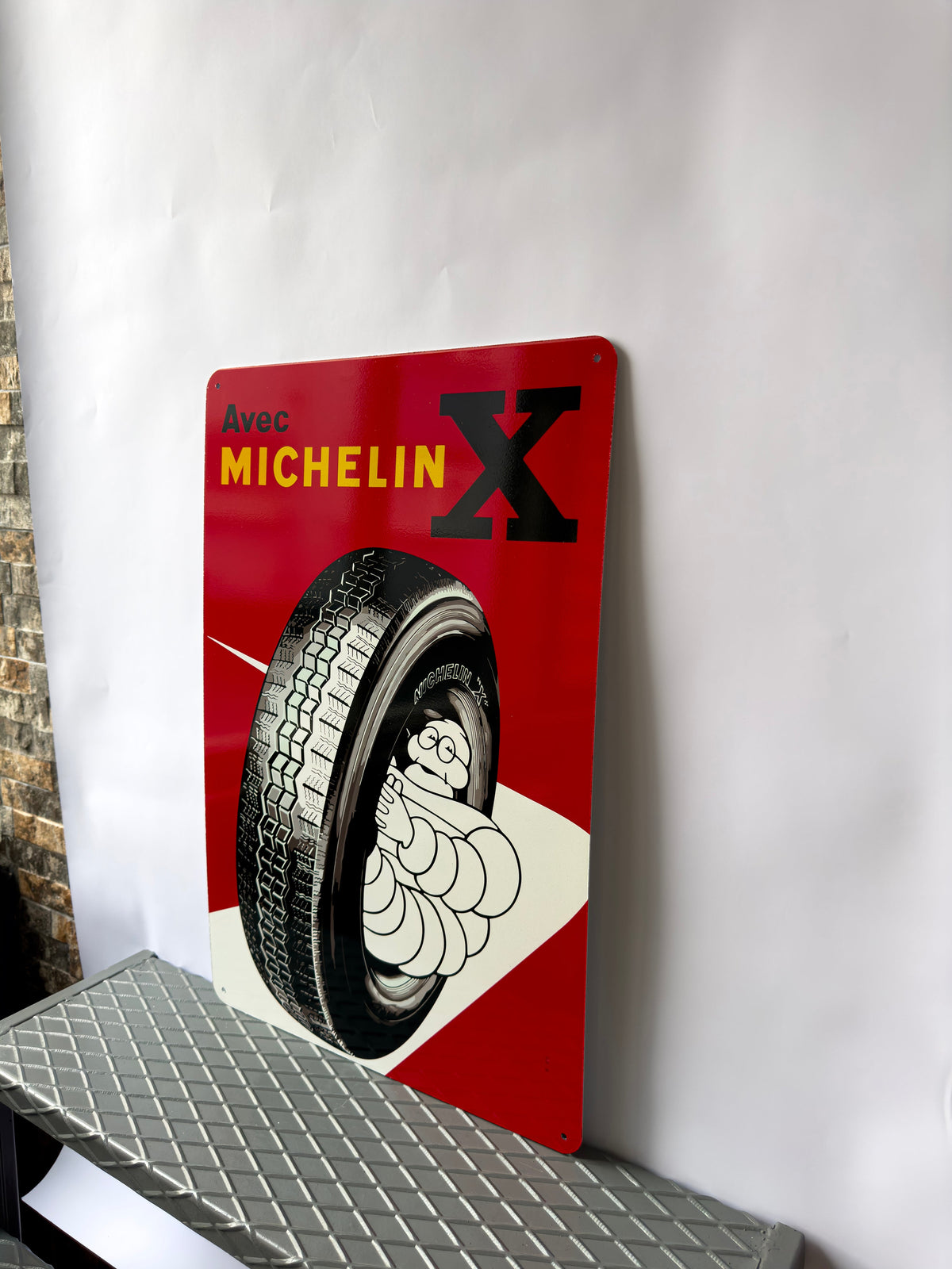 Michelin X, Bibendum Metal Tabela