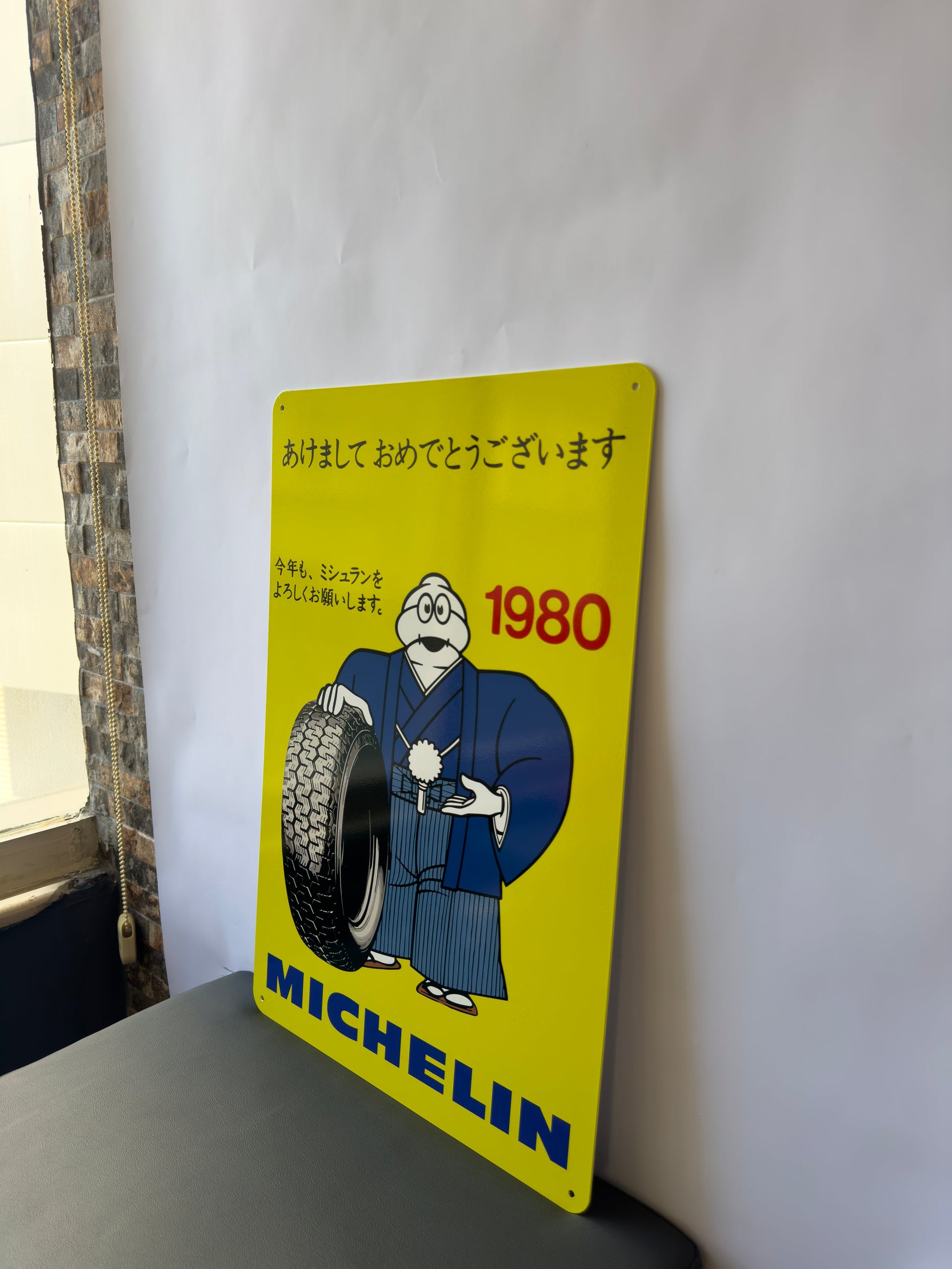Michelin 1980 Iconic Bibendum - Michelin Japan Garage Metal Tabela