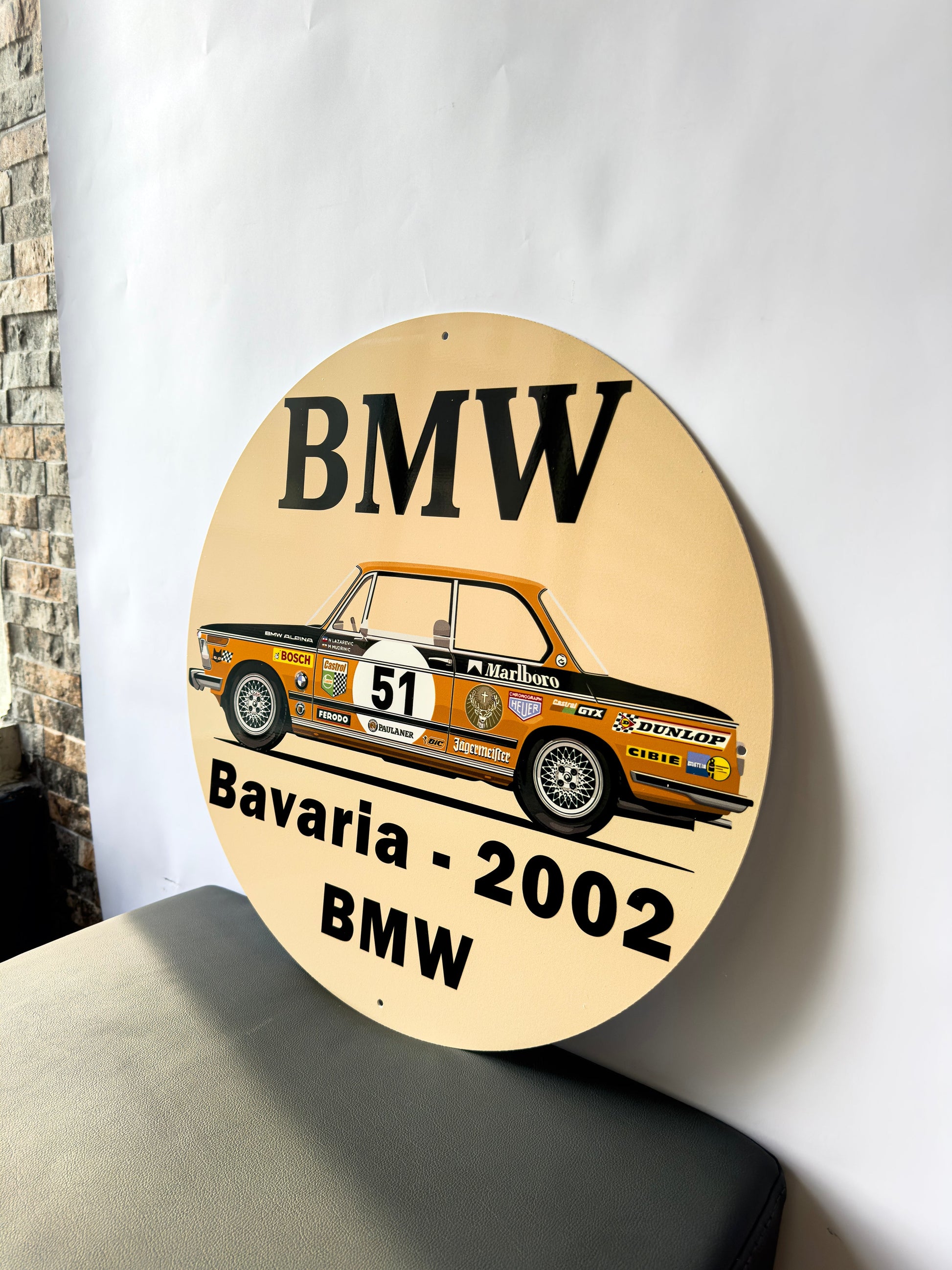 BMW 2002 - Racing Car Metal Tabela