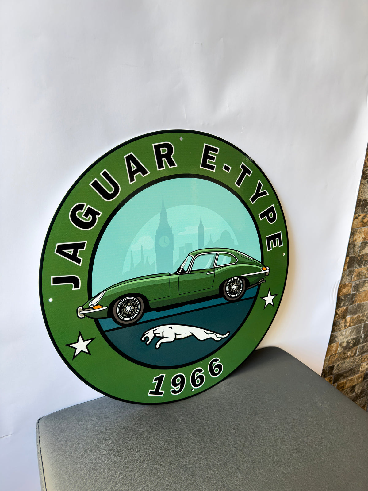 Jaguar - Jaguar E - Type Metal Tabela