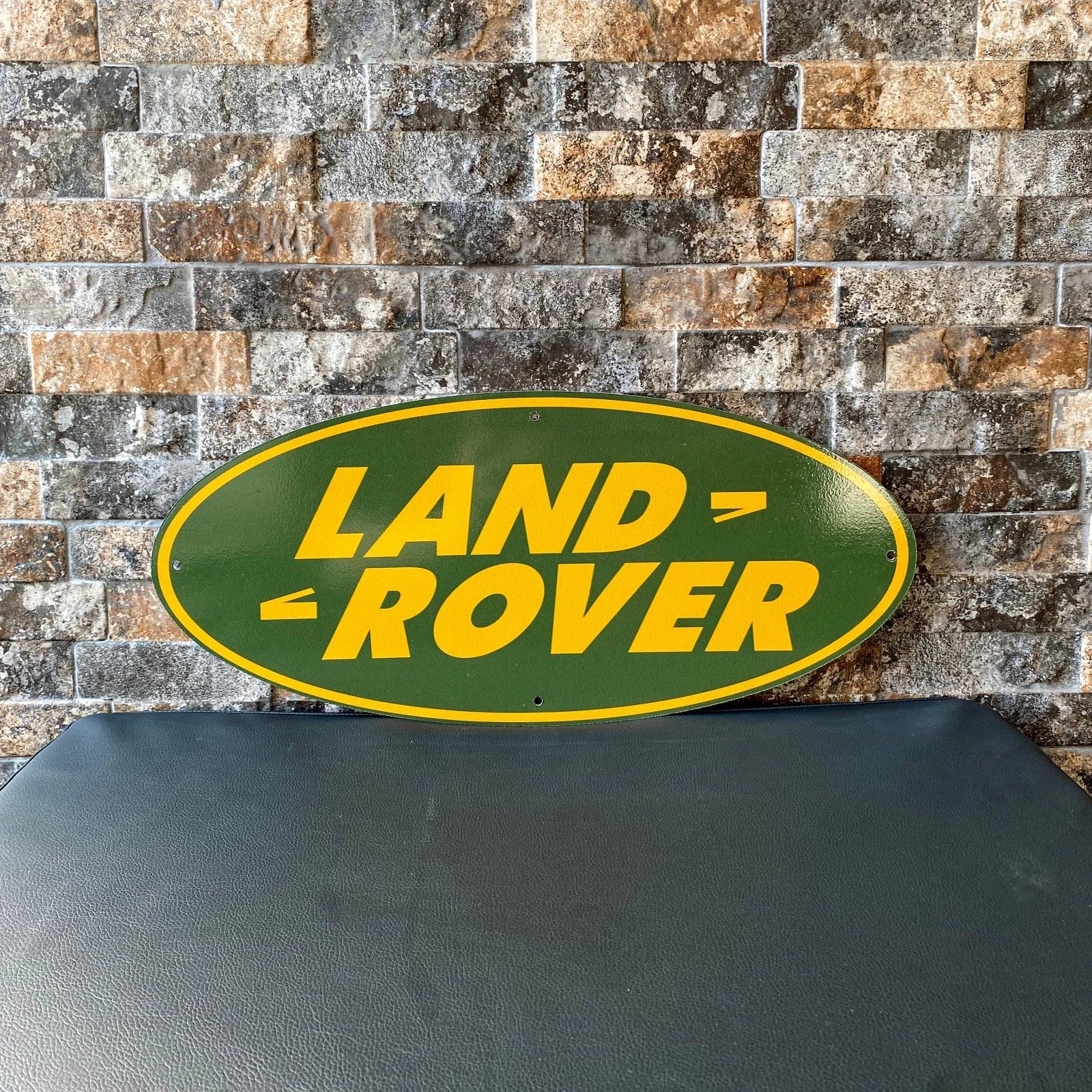1948 Land Rover Oval Emblem Metal Tabela