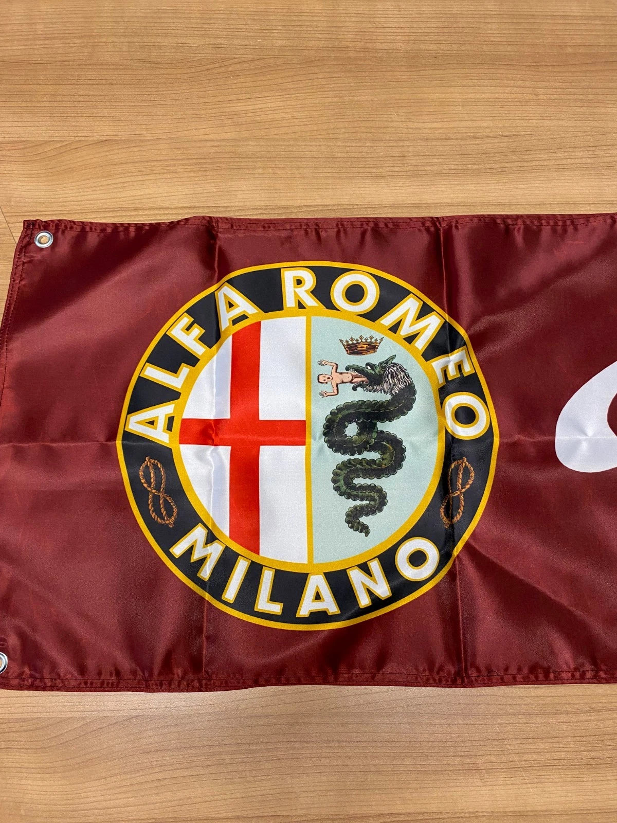 Alfa Romeo Milano Crest Flama