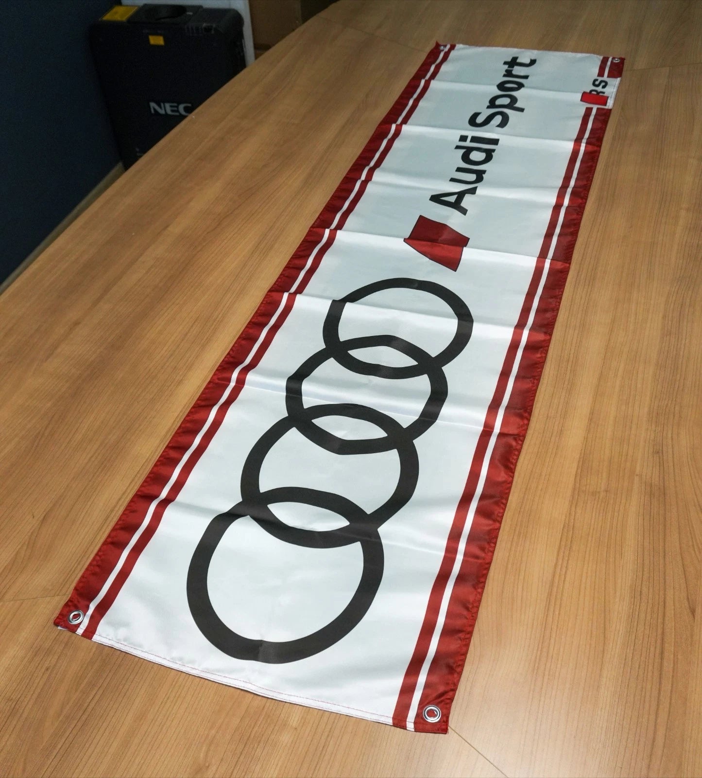 Audi Sport White Flama