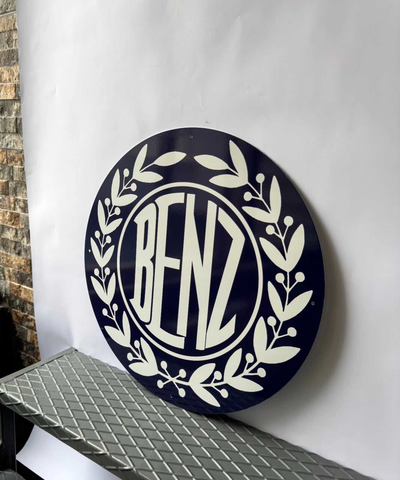 BENZ Laurel Emblem Metal Tabela