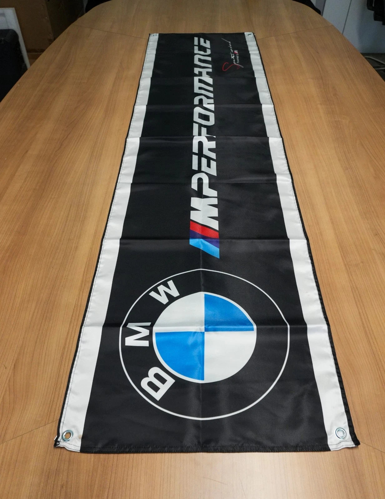 BMW M Performance Signature Flama