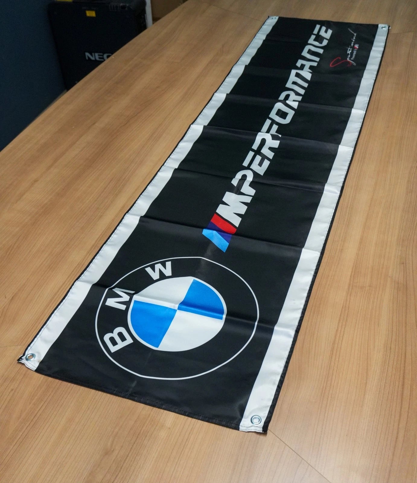 BMW M Performance Signature Flama