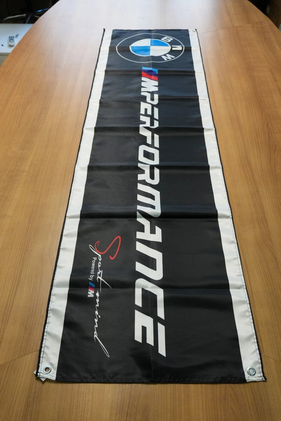 BMW M Performance Signature Flama