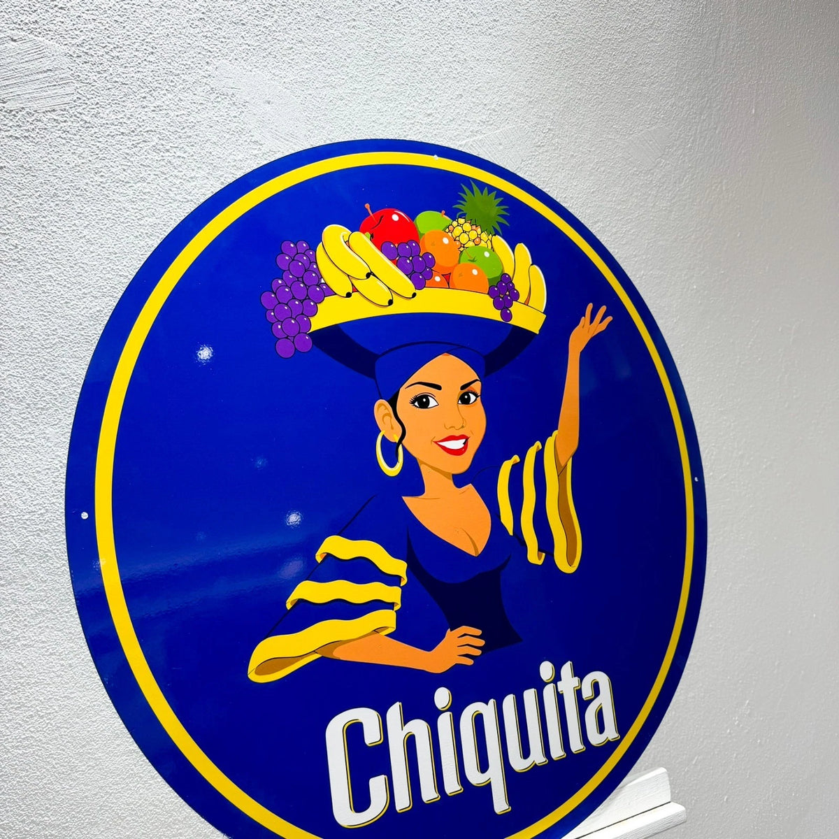 Chiquita Tropical Lady - Fruit Advertising Metal Tabela