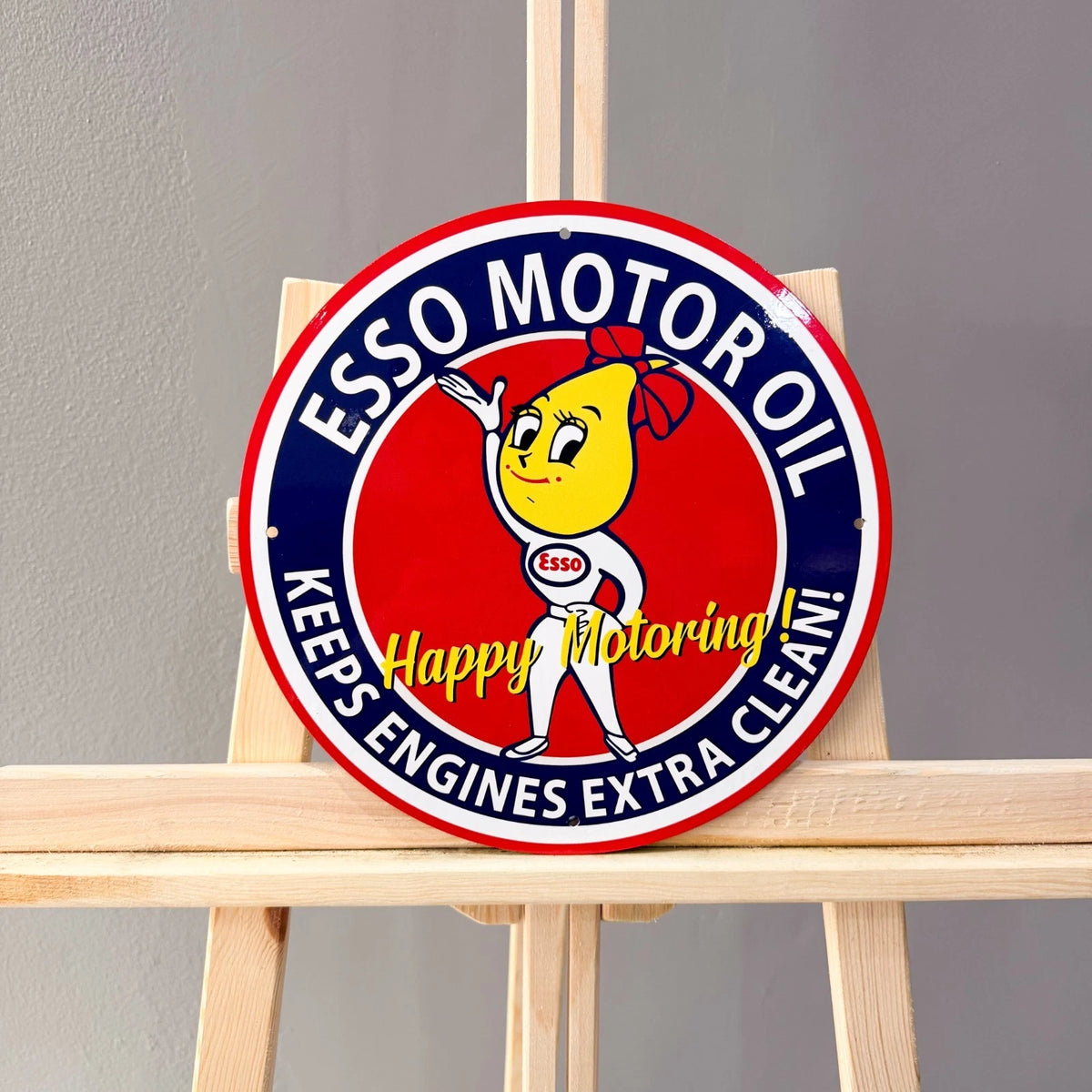 Esso Motor Oil Happy Motoring Female Mascot Metal Tabela