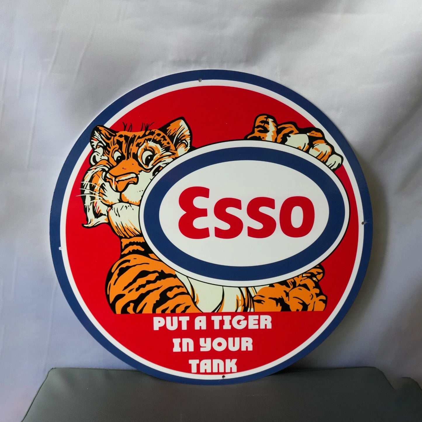 Esso - Put a Tiger in Your Tank Red Metal Tabela
