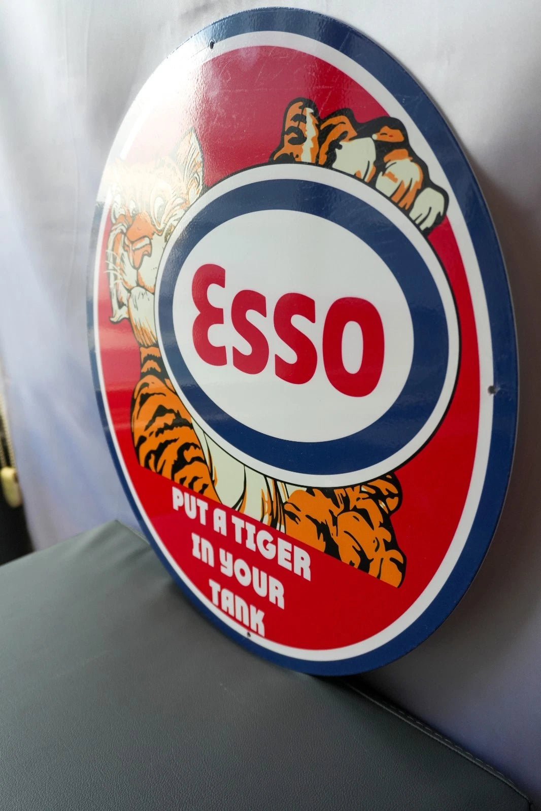 Esso - Put a Tiger in Your Tank" Red Metal Tabela