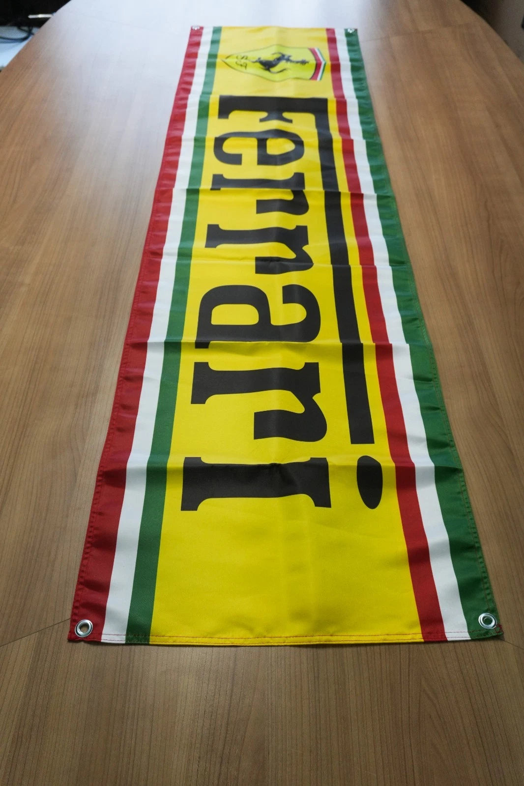 Ferrari Scuderia Italia Flama
