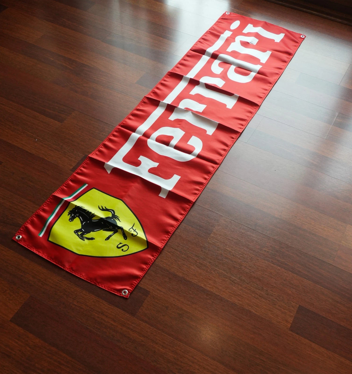 Ferrari Scuderia Flama