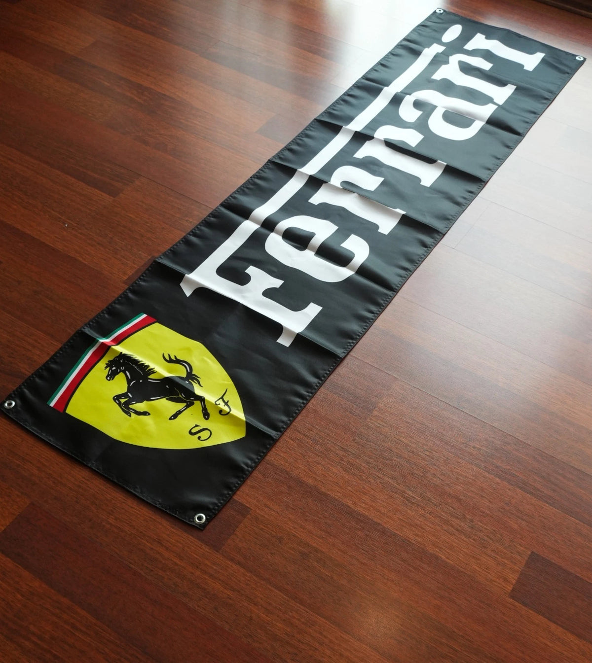 Ferrari Scuderia Flama
