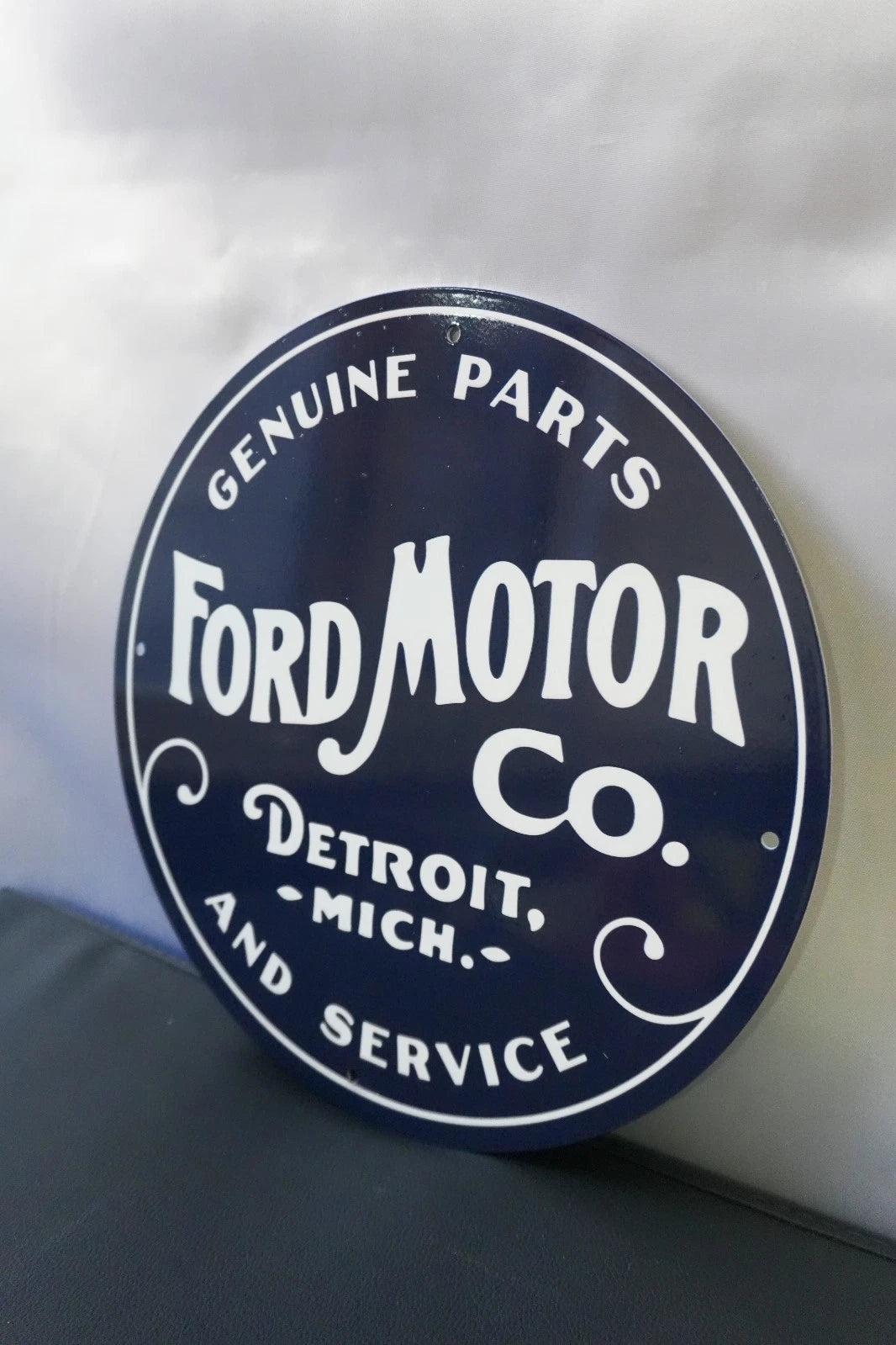 Ford Motor Co. Detroit - Genuine Parts & Service 30 CM Metal Tabela