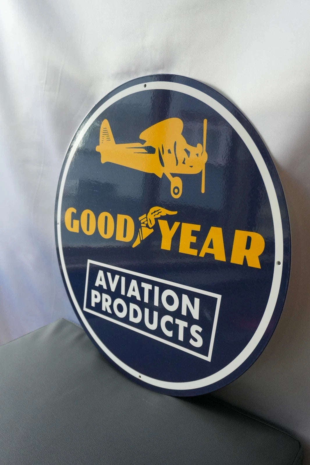 Goodyear Aviation Products -Wingfoot Plane Metal Tabela