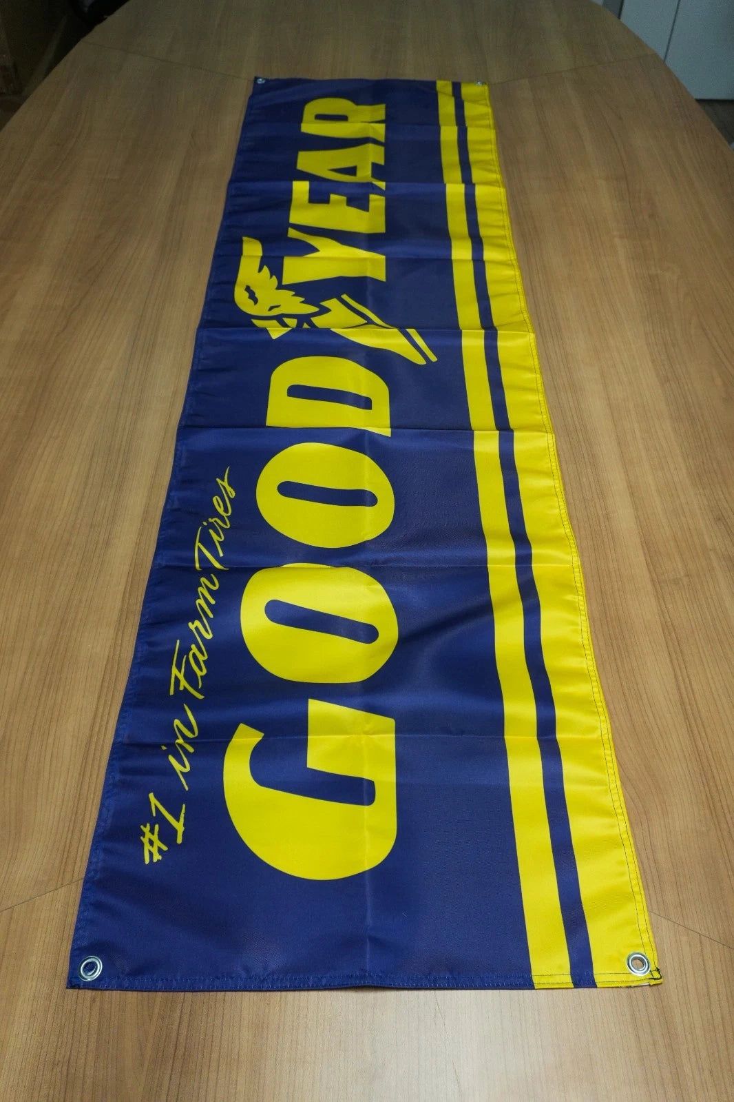 Goodyear Racing Heritage Flama