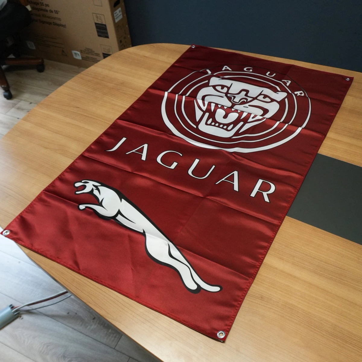 Jaguar Heritage Red Flama