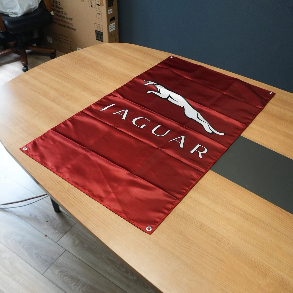 Jaguar Leaping Cat Heritage Flama
