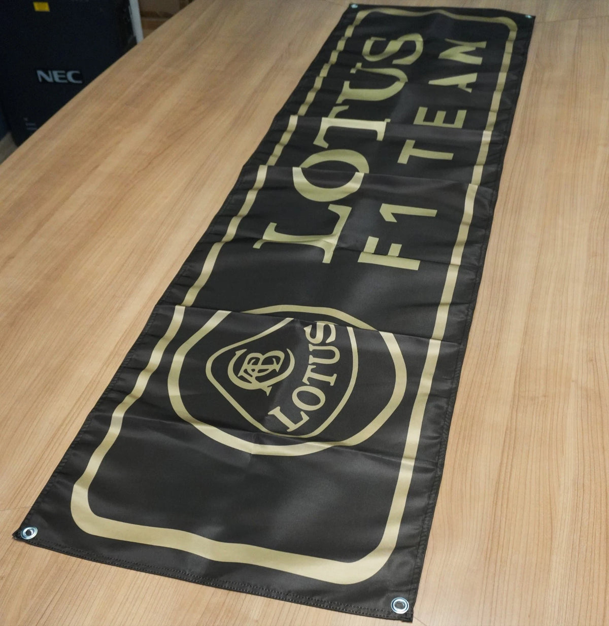Lotus F1 Team Flama