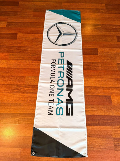 Mercedes AMG Petronas Formula One Team Vertical Flama