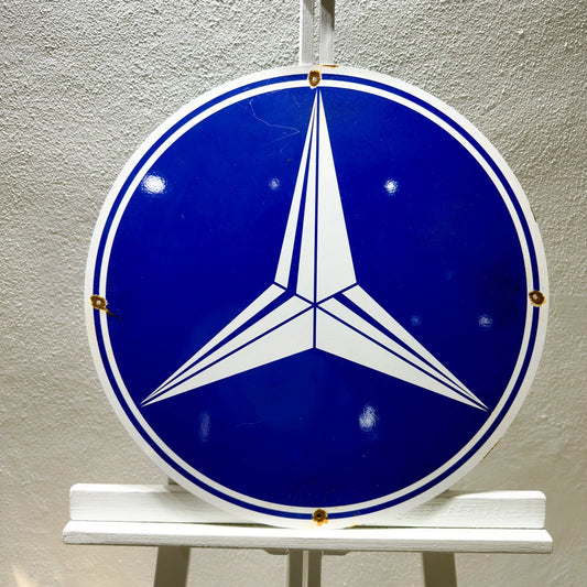 Mercedes Three-Pointed Star Rusted Metal Tabela