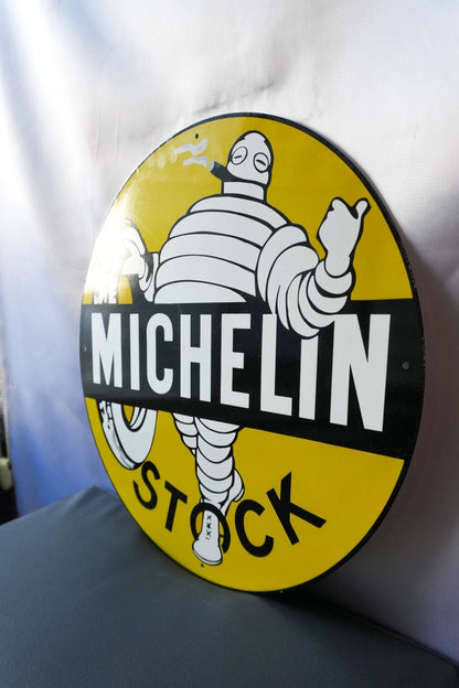 Michelin Stock - Bibendum Smoking Metal Tabela